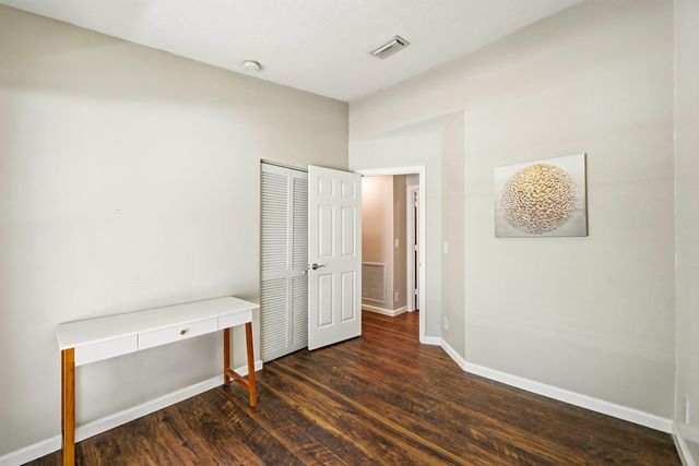 8464 Lagos De Campo Boulevard 8464, Tamarac, FL 33321