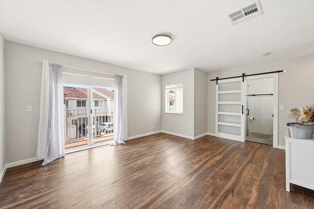 8464 Lagos De Campo Boulevard 8464, Tamarac, FL 33321