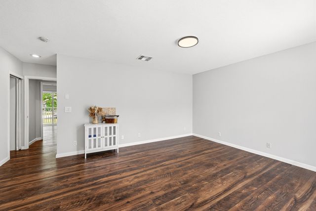 8464 Lagos De Campo Boulevard 8464, Tamarac, FL 33321