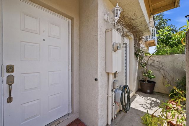 8464 Lagos De Campo Boulevard 8464, Tamarac, FL 33321