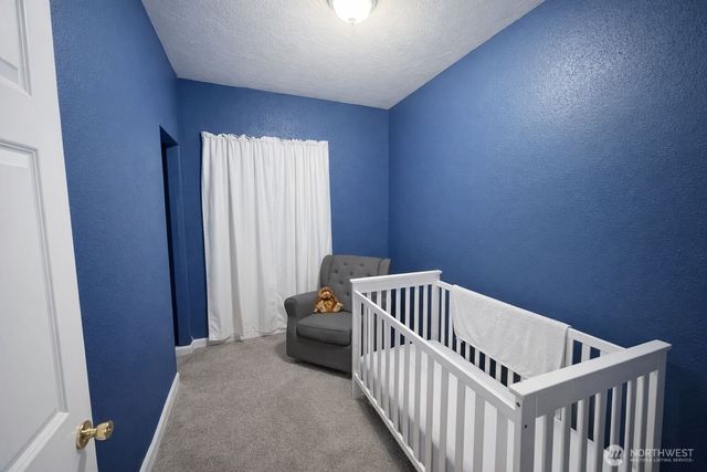 302 Centre Street N, Rainier, WA 98576