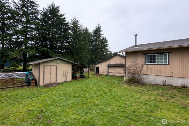 302 Centre Street N, Rainier, WA 98576