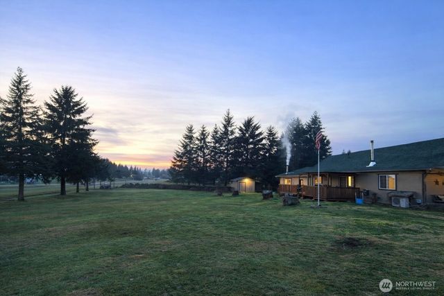 302 Centre Street N, Rainier, WA 98576