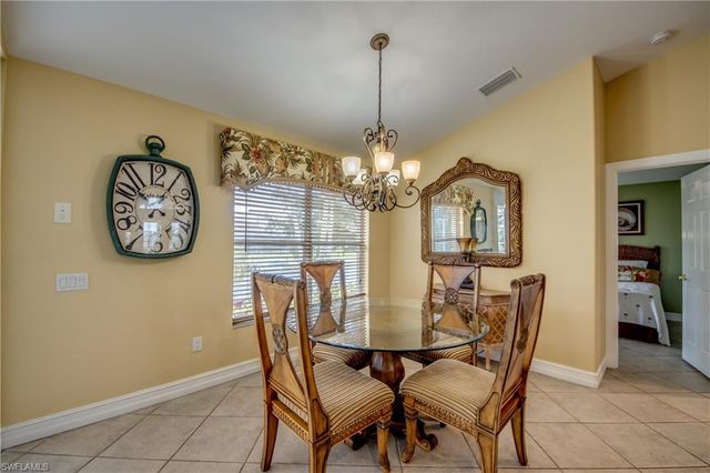 3809 SW 11th CT, Cape Coral, FL 33914