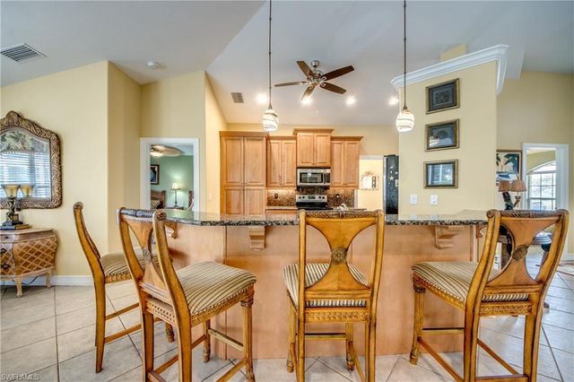 3809 SW 11th CT, Cape Coral, FL 33914