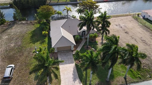 3809 SW 11th CT, Cape Coral, FL 33914