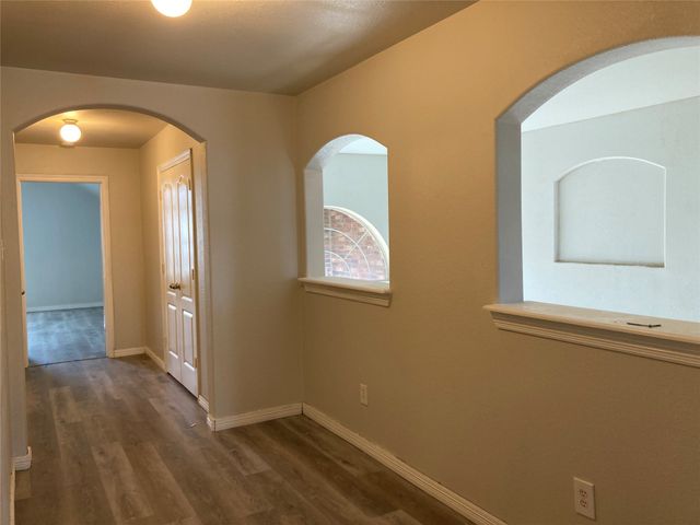 2744 Ferdinand, Grand Prairie, TX 75054