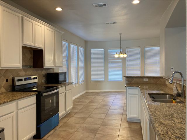 2744 Ferdinand, Grand Prairie, TX 75054