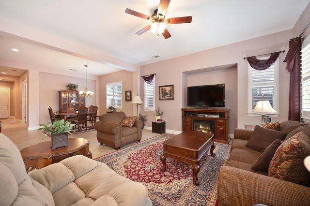 2096 Land End Loop, Roseville, CA 95747