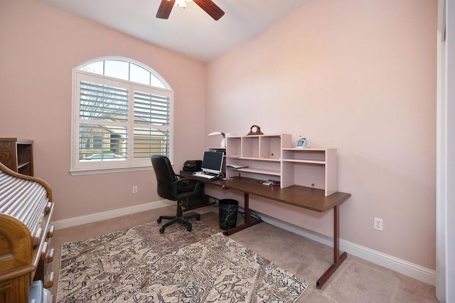 2096 Land End Loop, Roseville, CA 95747