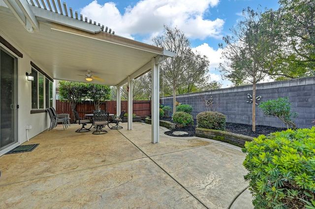 2096 Land End Loop, Roseville, CA 95747