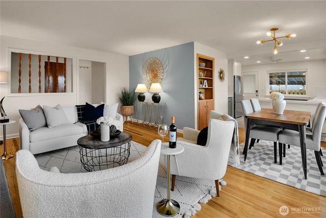 7247 36th Avenue SW, Seattle, WA 98126