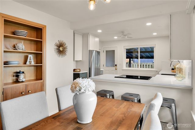 7247 36th Avenue SW, Seattle, WA 98126