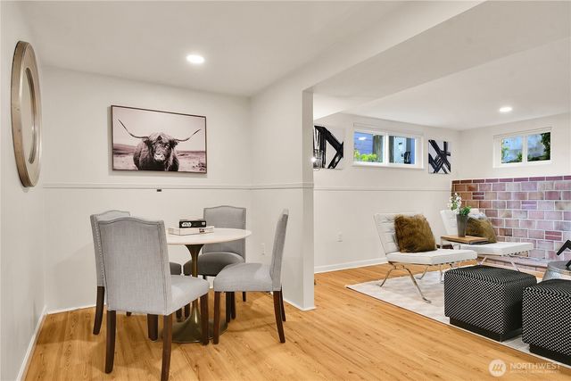 7247 36th Avenue SW, Seattle, WA 98126