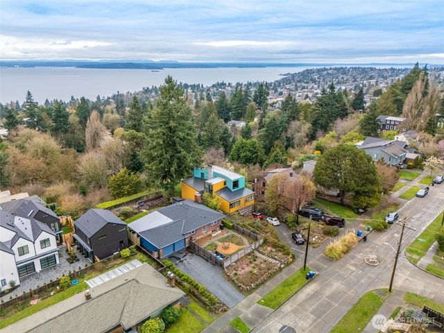 7247 36th Avenue SW, Seattle, WA 98126
