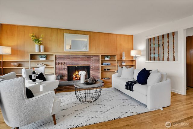 7247 36th Avenue SW, Seattle, WA 98126