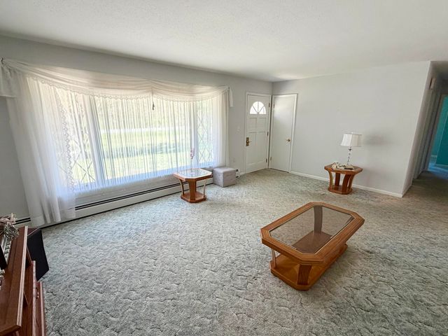 3661 E Sternberg Road, Fruitport Twp, MI 49415