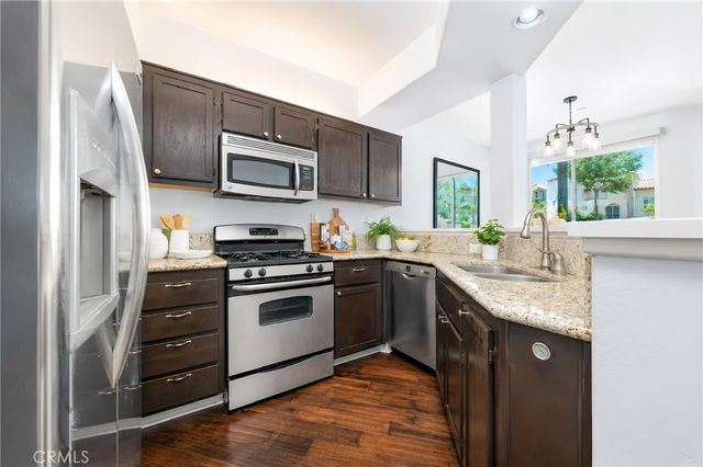 1804 Crescent Oak, Irvine, CA 92618