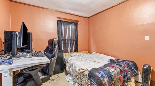 330 S Hickory Street, Platteville, WI 53818