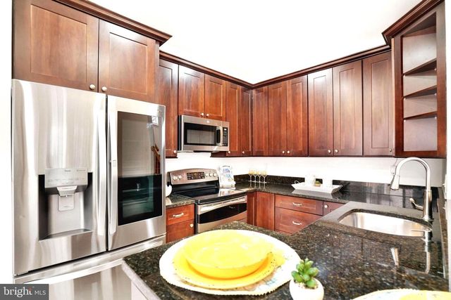 3834 ELBERT, Alexandria, VA 22305