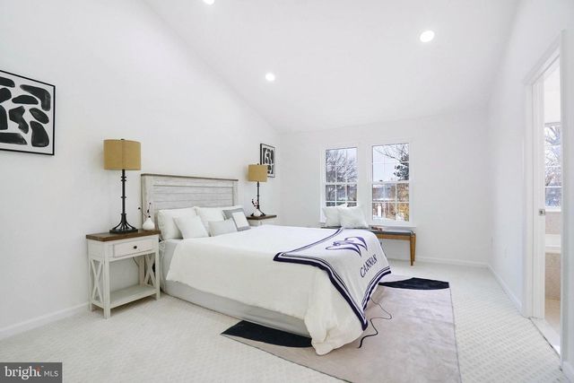 3834 ELBERT, Alexandria, VA 22305