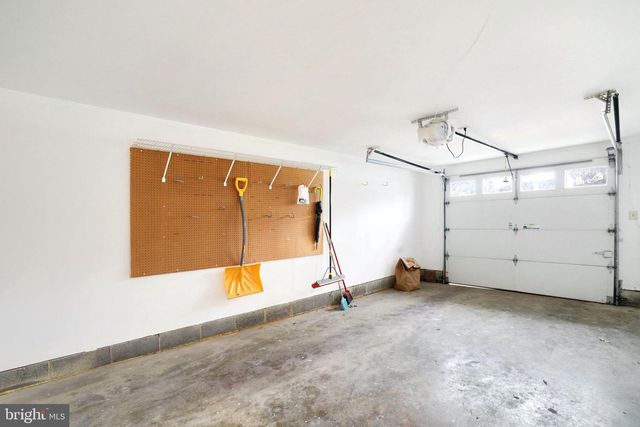 3834 ELBERT, Alexandria, VA 22305