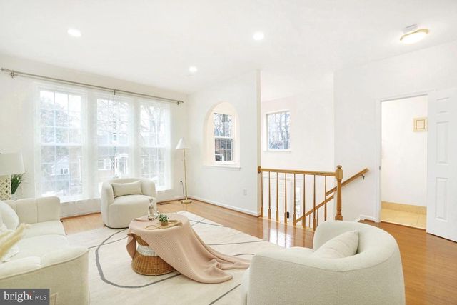 3834 ELBERT, Alexandria, VA 22305