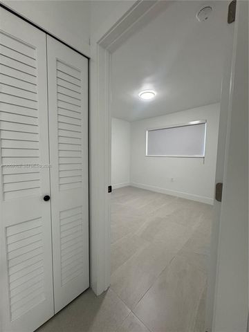180 W 21st St 180, Hialeah, FL 33010
