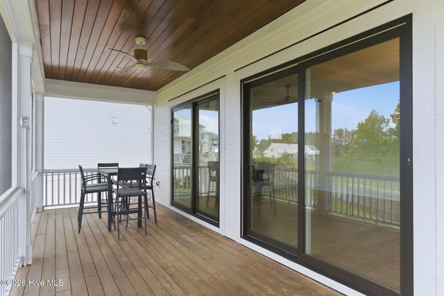 729 Waterstone Drive, Wilmington, NC 28411