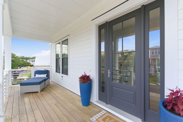 729 Waterstone Drive, Wilmington, NC 28411