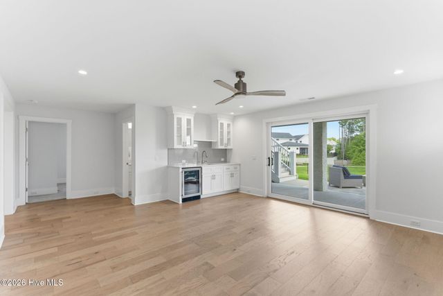 729 Waterstone Drive, Wilmington, NC 28411