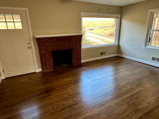 4783 Keagy RD, Roanoke, VA 24018