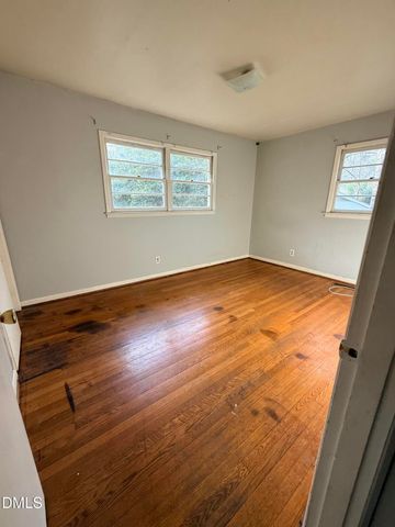 7 Custer Circle, Durham, NC 27713