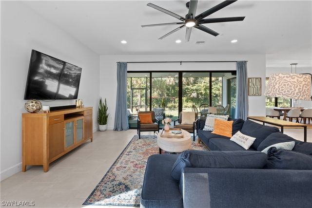 20860 Thistle Leaf LN, Estero, FL 33928