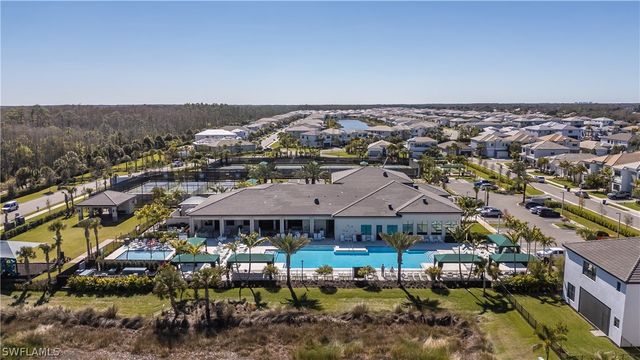 20860 Thistle Leaf LN, Estero, FL 33928