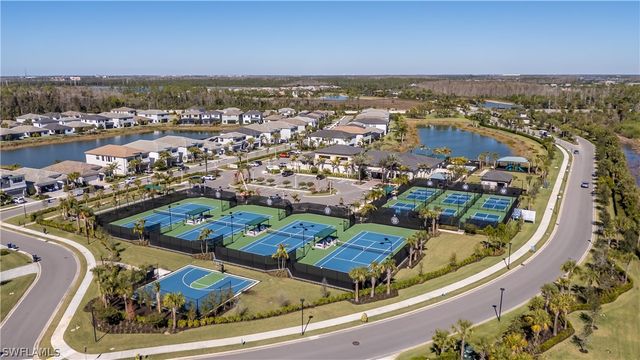 20860 Thistle Leaf LN, Estero, FL 33928