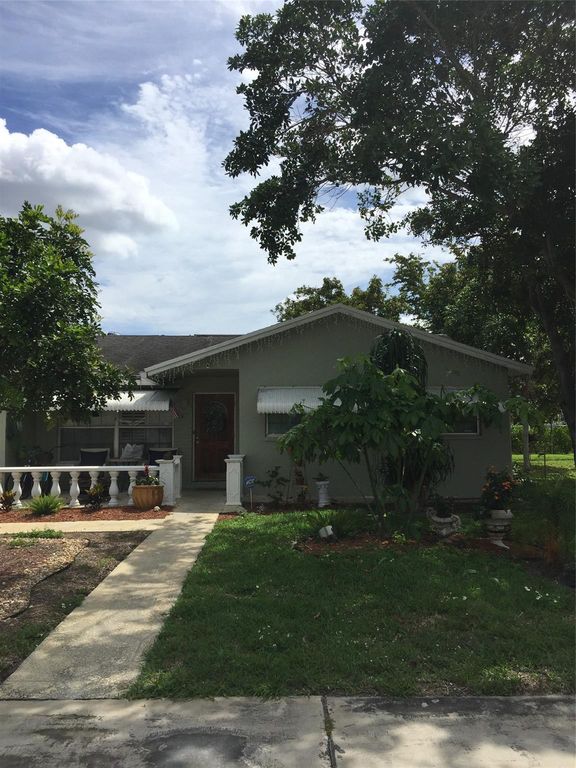 22720 SW 64th Way, Boca Raton, FL 33428