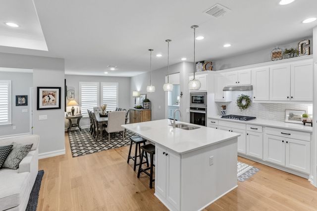 208 Long Pines Drive, Mckinney, TX 75071