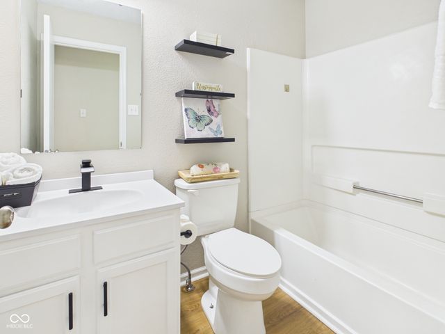 16856 Aulton Drive, Noblesville, IN 46060