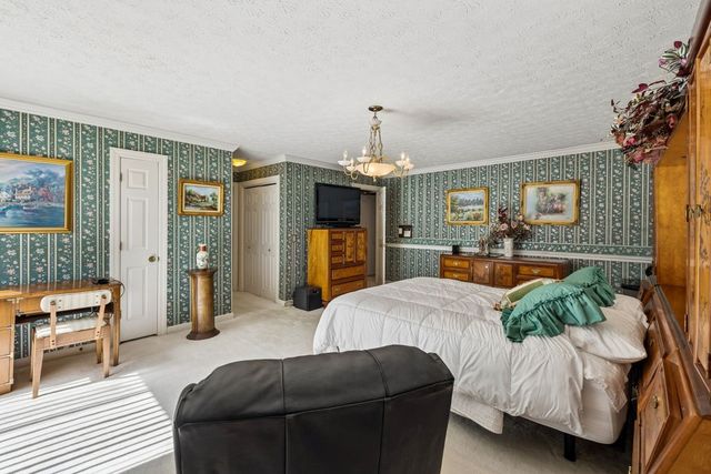 500 Lakeshore Dr, Old Hickory, TN 37138