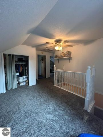 108 Grove Avenue, Alma, MI 48801