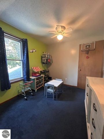 108 Grove Avenue, Alma, MI 48801