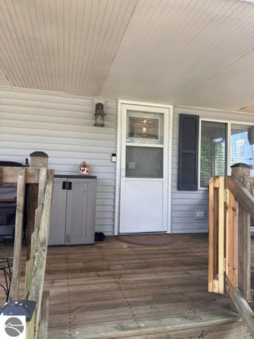 108 Grove Avenue, Alma, MI 48801
