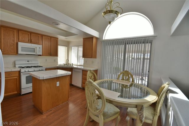 8625 Copper Mountain Avenue, Las Vegas, NV 89129