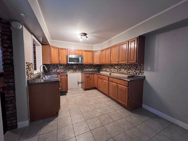 409 Winnemac Street, Park Forest, IL 60466