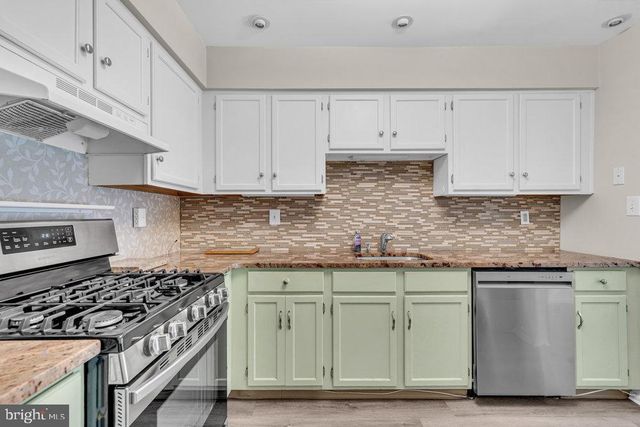 271 ANDOVER PL, Robbinsville, NJ 08691