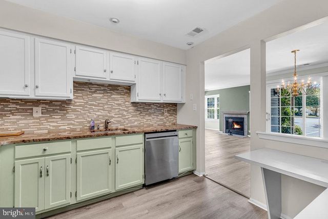 271 ANDOVER PL, Robbinsville, NJ 08691