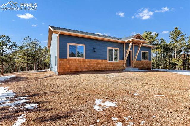 2627 Pikes Peak Drive, Florissant, CO 80816