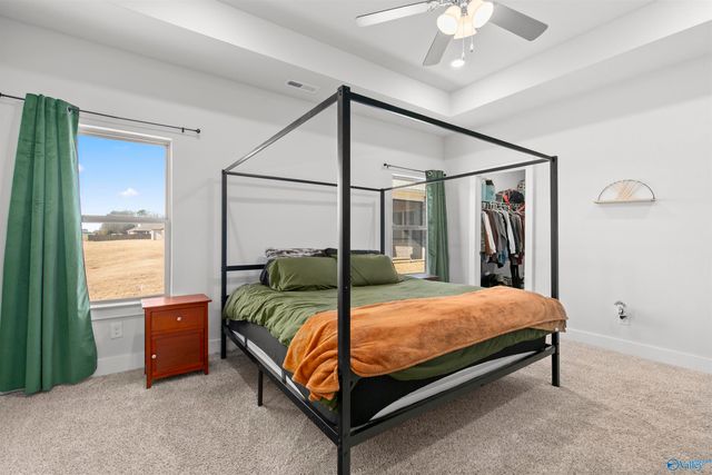 12592 Whitcomb Circle, Athens, AL 35613