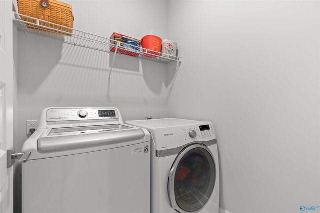 12592 Whitcomb Circle, Athens, AL 35613